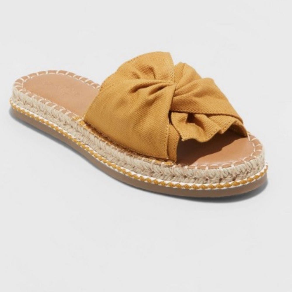 Universal Thread- Lila Knotted Slide Sandal